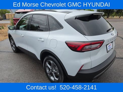 Used 2025 Ford Escape ST-Line AWD/4WD image 4