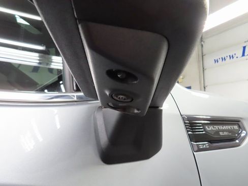 Used 2025 GMC Sierra 1500 Denali Ultimate image 57