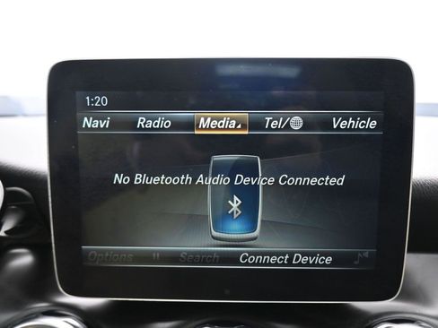 Used 2018 Mercedes-Benz GLA 250 4MATIC image 17