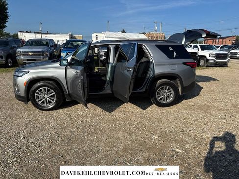Used 2023 Chevrolet Traverse LT AWD/4WD image 26