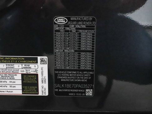 Used 2023 Land Rover Range Rover Long Wheelbase Autobiography image 7