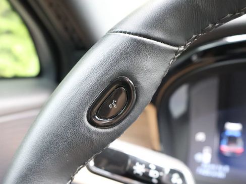 Used 2023 Lincoln Corsair Reserve FWD image 31