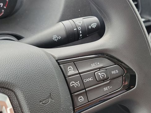 Used 2025 RAM ProMaster 3500 w/ Convenience Group image 13