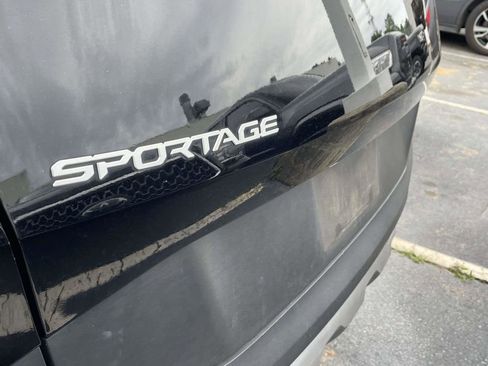 Used 2023 Kia Sportage EX FWD image 16