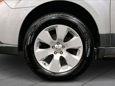 Used 2012 Subaru Outback 2.5i Premium image 10