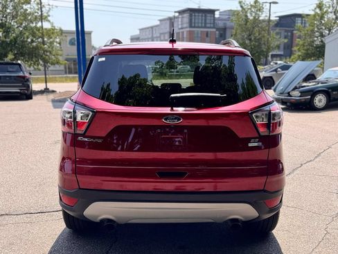 Used 2018 Ford Escape SE AWD/4WD image 5