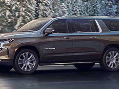Used 2021 Chevrolet Suburban Z71 AWD/4WD image 1