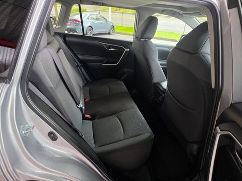 Used 2024 Toyota RAV4 XLE w/ Convenience Package AWD/4WD image 12