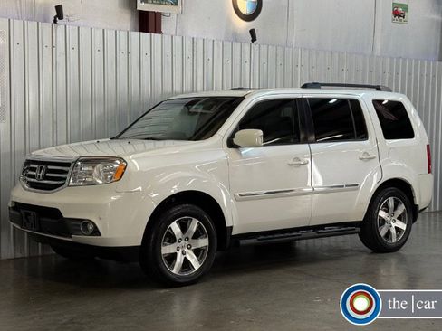 Used 2012 Honda Pilot Touring image 1
