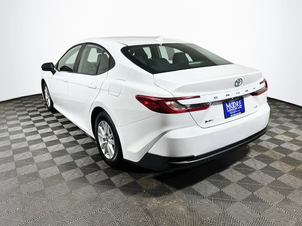 Certified 2025 Toyota Camry LE FWD image 5