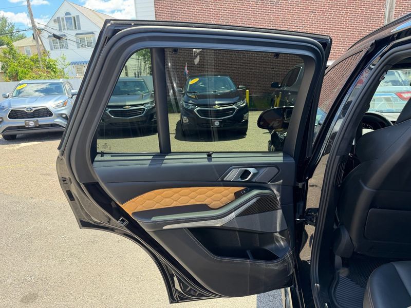 Used 2021 BMW X5 M Competition w/ Premium Package AWD/4WD image 27