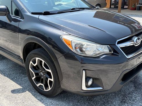 Used 2016 Subaru Crosstrek 2.0i Premium w/ Popular Package #2 AWD/4WD image 4