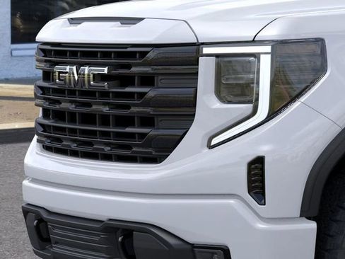New 2026 GMC Sierra 1500 Elevation image 13