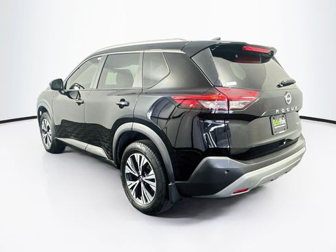 Used 2023 Nissan Rogue SV w/ SV Premium B Package FWD image 5