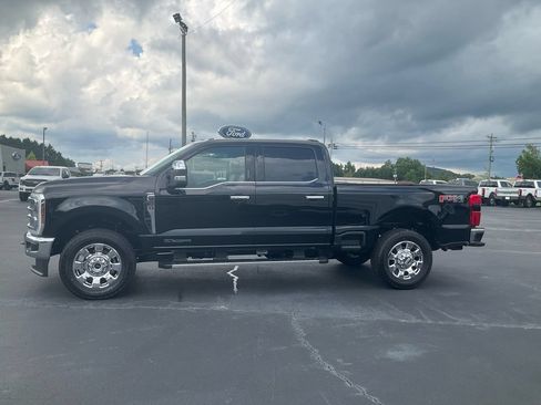 New 2026 Ford F250 Lariat w/ Chrome Package AWD/4WD image 8