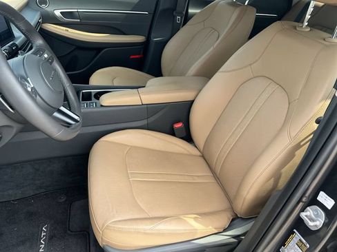 Certified 2025 Hyundai Sonata Limited FWD image 35