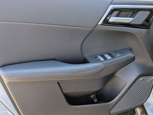 New 2026 Mitsubishi Outlander Trail Edition image 15