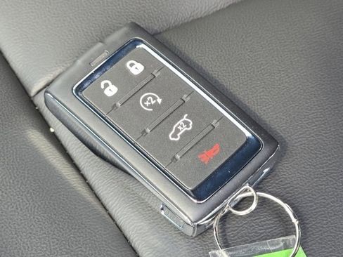 Used 2025 Jeep Grand Cherokee L Limited image 40