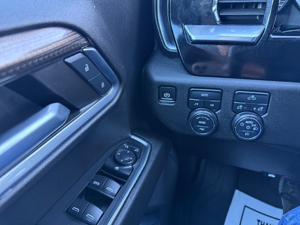 Used 2024 Chevrolet Silverado 1500 RST w/ Max Trailering Package AWD/4WD image 19
