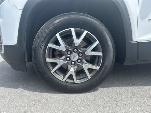Certified 2023 GMC Acadia SLE w/ Driver Convenience Package AWD/4WD image 30