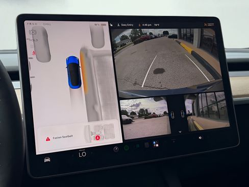 Used 2023 Tesla Model 3 Standard Range RWD image 52