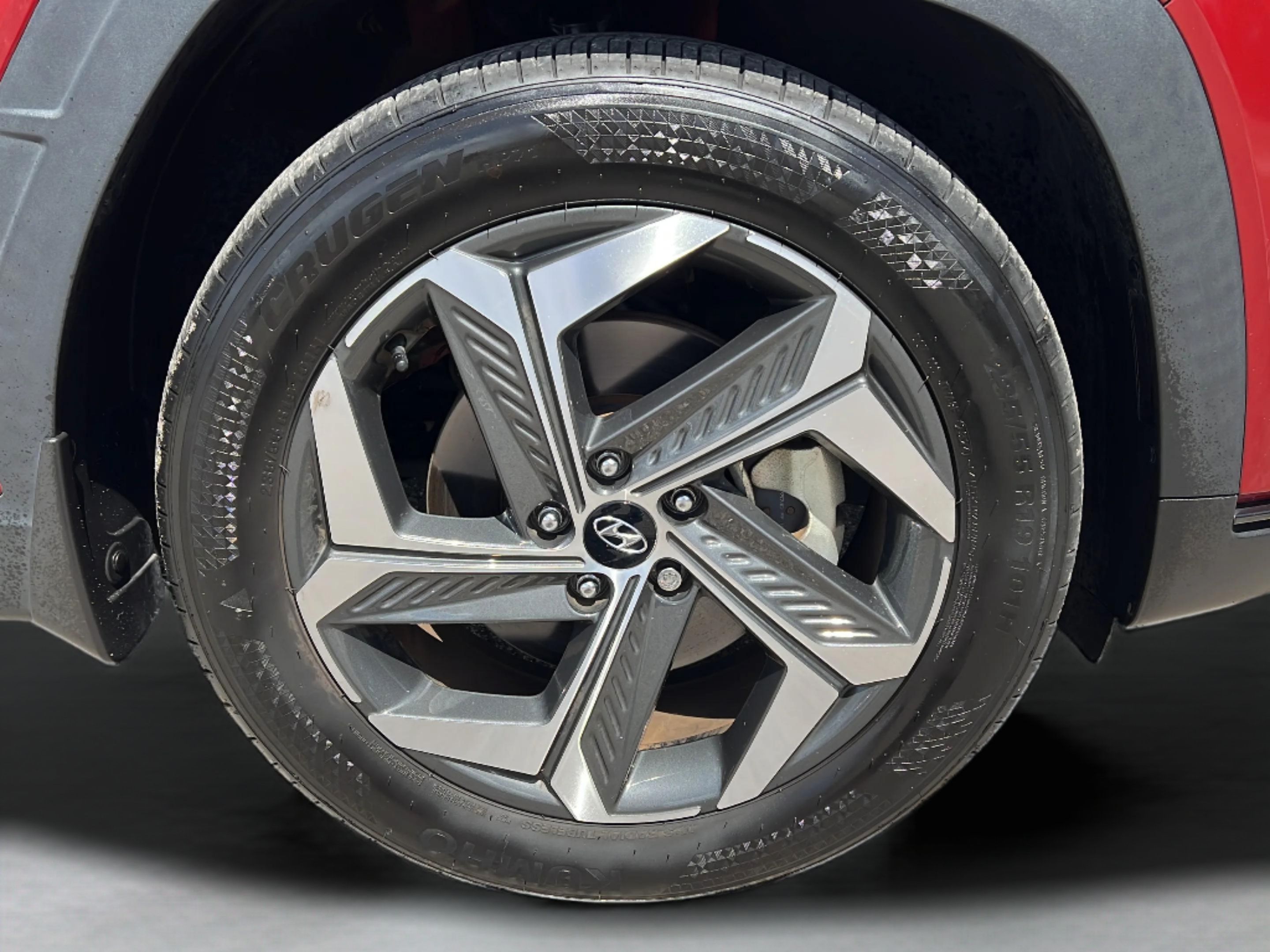 Used 2024 Hyundai Tucson Limited FWD image 28