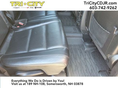 Used 2019 Jeep Grand Cherokee Limited w/ Luxury Group II image 28