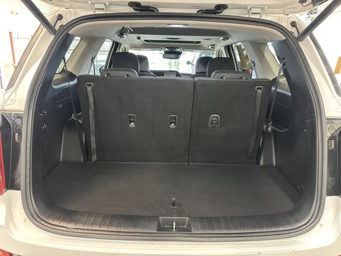 Used 2021 Hyundai Palisade SEL w/ Convenience Package image 8