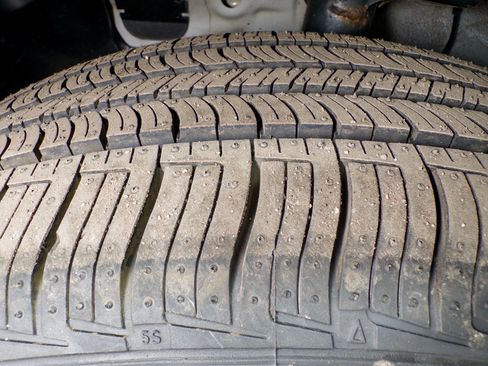 Used 2024 Hyundai Kona Limited FWD image 39