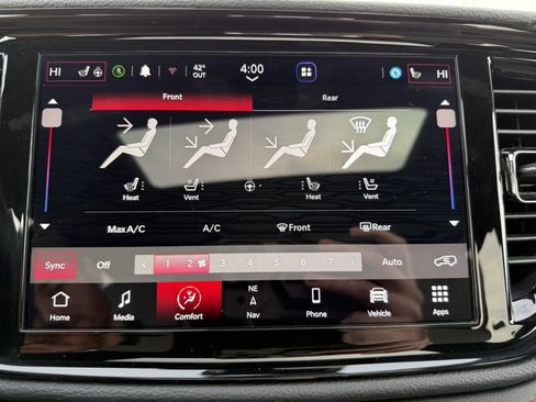 Used 2023 Dodge Durango GT image 24