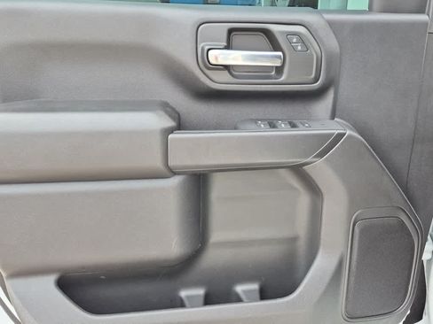 Used 2026 GMC Sierra 2500 Pro AWD/4WD image 9