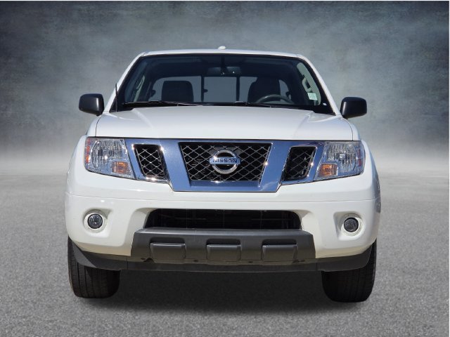 Used 2016 Nissan Frontier SV w/ SV Value Truck Package RWD image 2