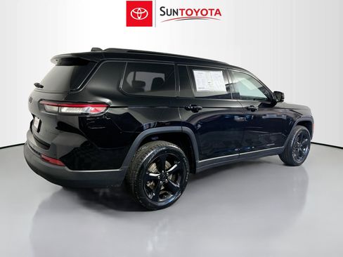 Used 2021 Jeep Grand Cherokee L Laredo image 4