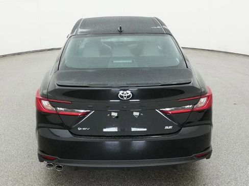 New 2026 Toyota Camry SE FWD image 7