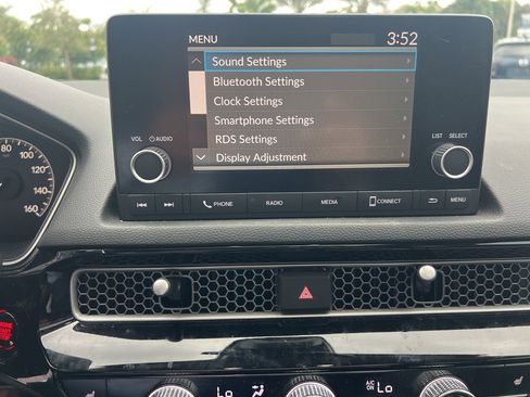 Used 2024 Honda Civic EX-L image 26