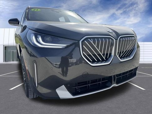 Used 2025 BMW X3 xDrive30i image 8