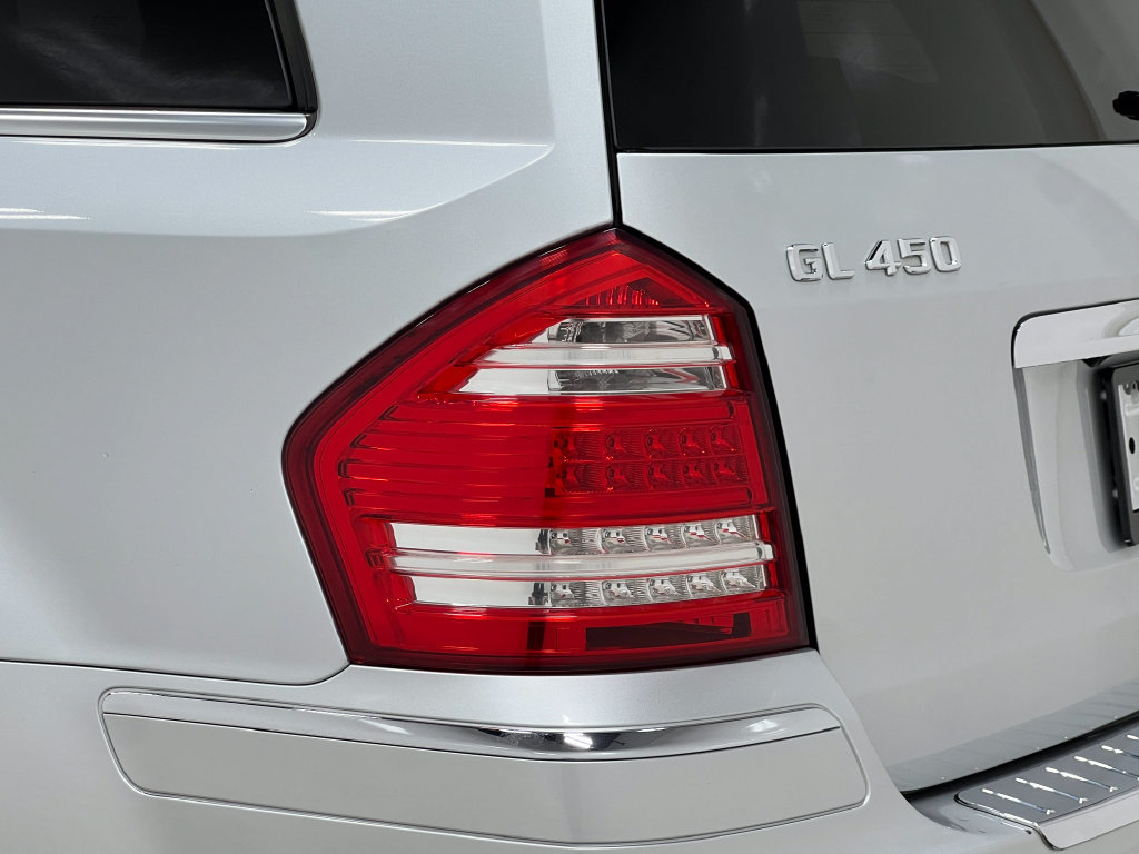 Used 2010 Mercedes-Benz GL 450 4MATIC image 35