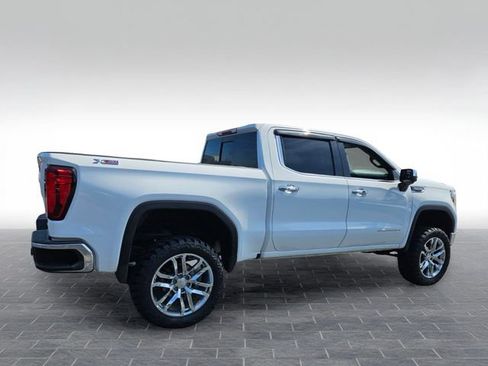 Used 2019 GMC Sierra 1500 SLT w/ SLT Premium Package AWD/4WD image 5