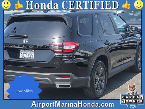 Certified 2025 Honda Pilot Sport image 11