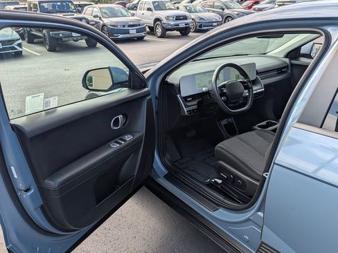 Certified 2024 Hyundai Ioniq 5 SE RWD image 33