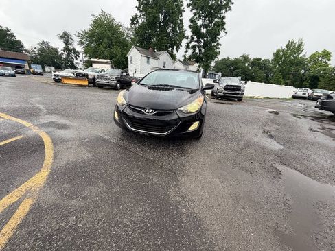 Used 2012 Hyundai Elantra GLS w/ Preferred Pkg 3 FWD image 8