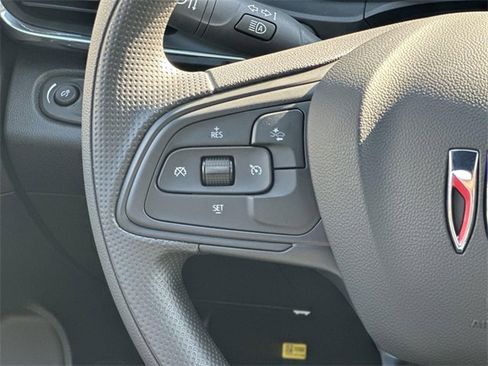 New 2026 Buick Envista Preferred image 9