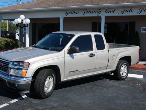 Used 2004 GMC Canyon SLE image 12