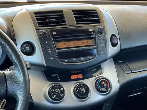 Used 2007 Toyota RAV4 Sport image 9