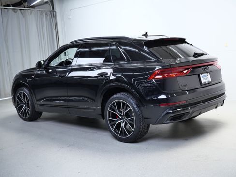 Used 2023 Audi Q8 Premium Plus w/ Premium Plus Package AWD/4WD image 11