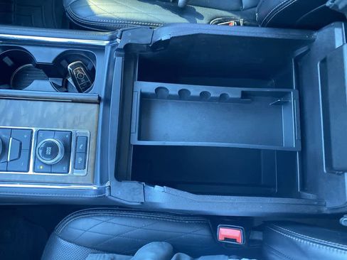 Used 2019 Ford Expedition Platinum image 20