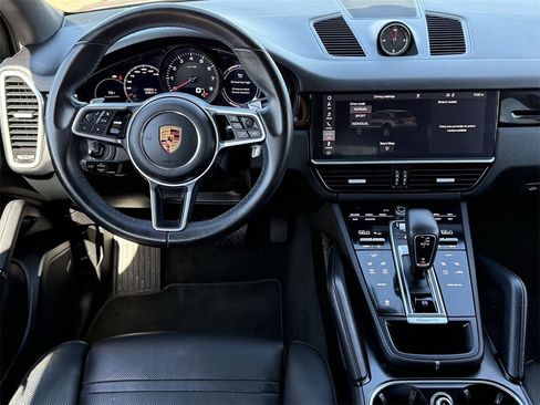 Used 2019 Porsche Cayenne image 11