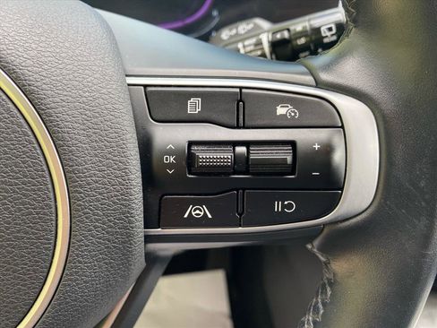 Certified 2023 Kia Sportage EX FWD image 18