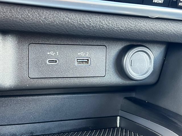 Used 2023 Nissan Rogue SL AWD/4WD image 26