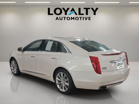 Used 2014 Cadillac XTS Premium image 3